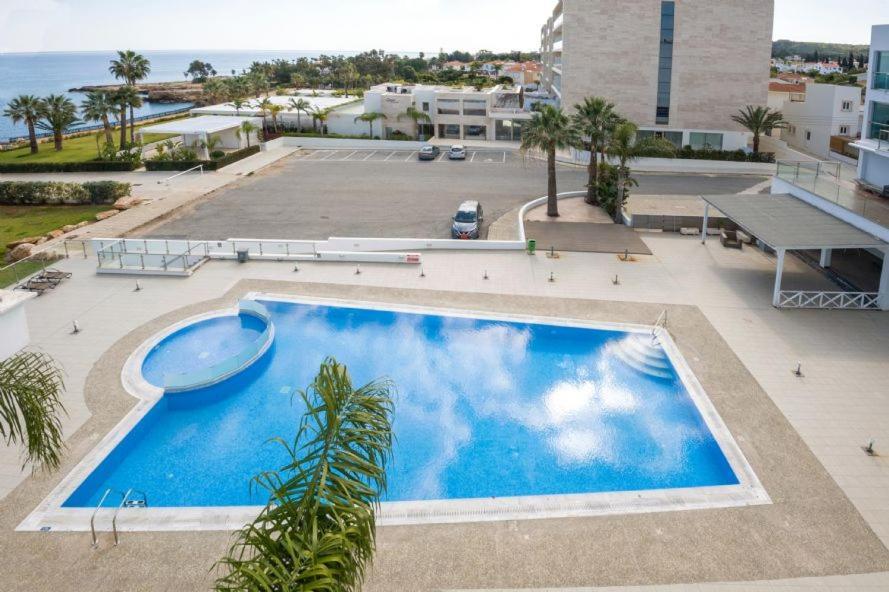 Laila - Coralli Beachfront Apartment Protarász Kültér fotó
