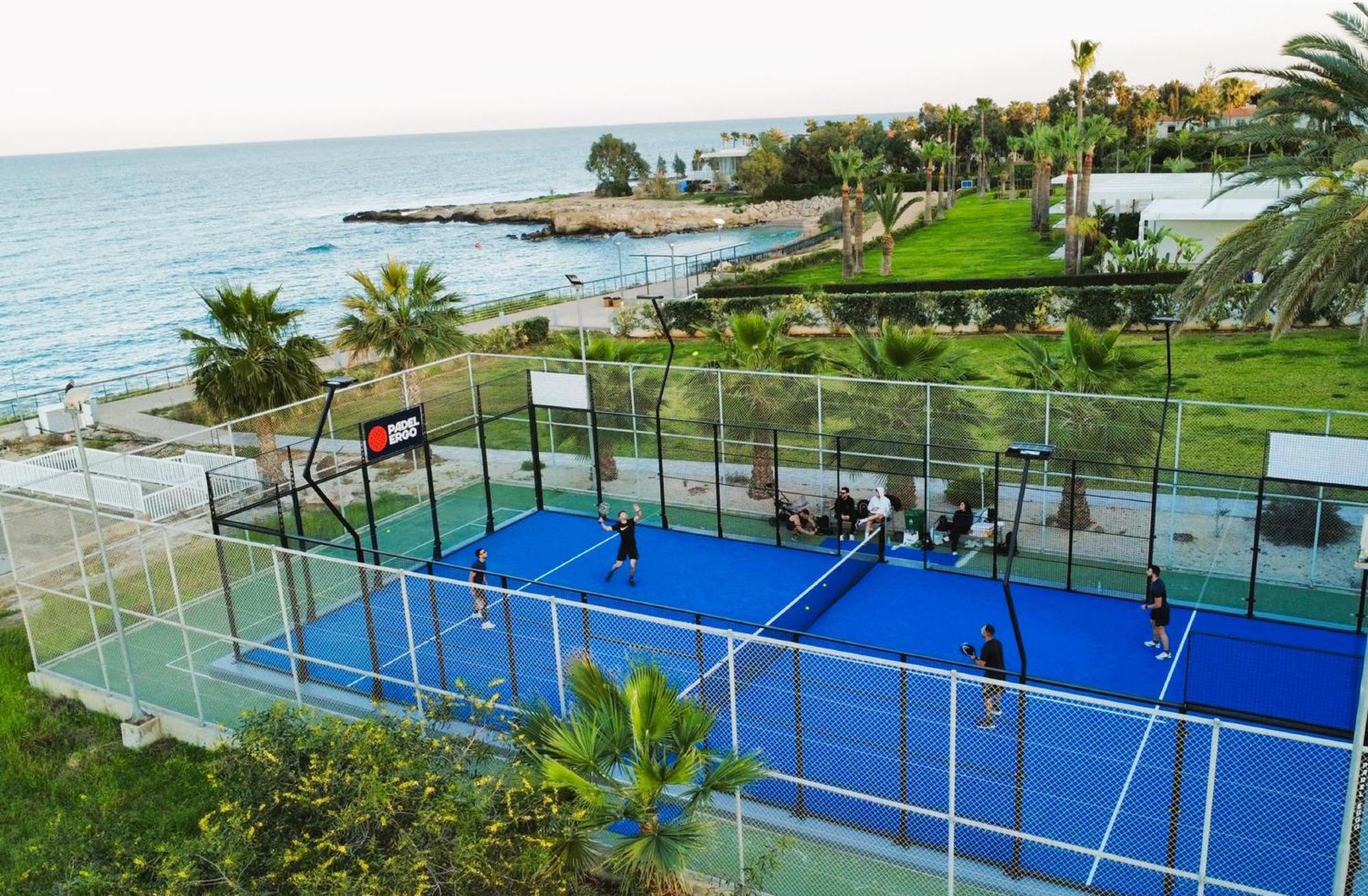Laila - Coralli Beachfront Apartment Protarász Kültér fotó